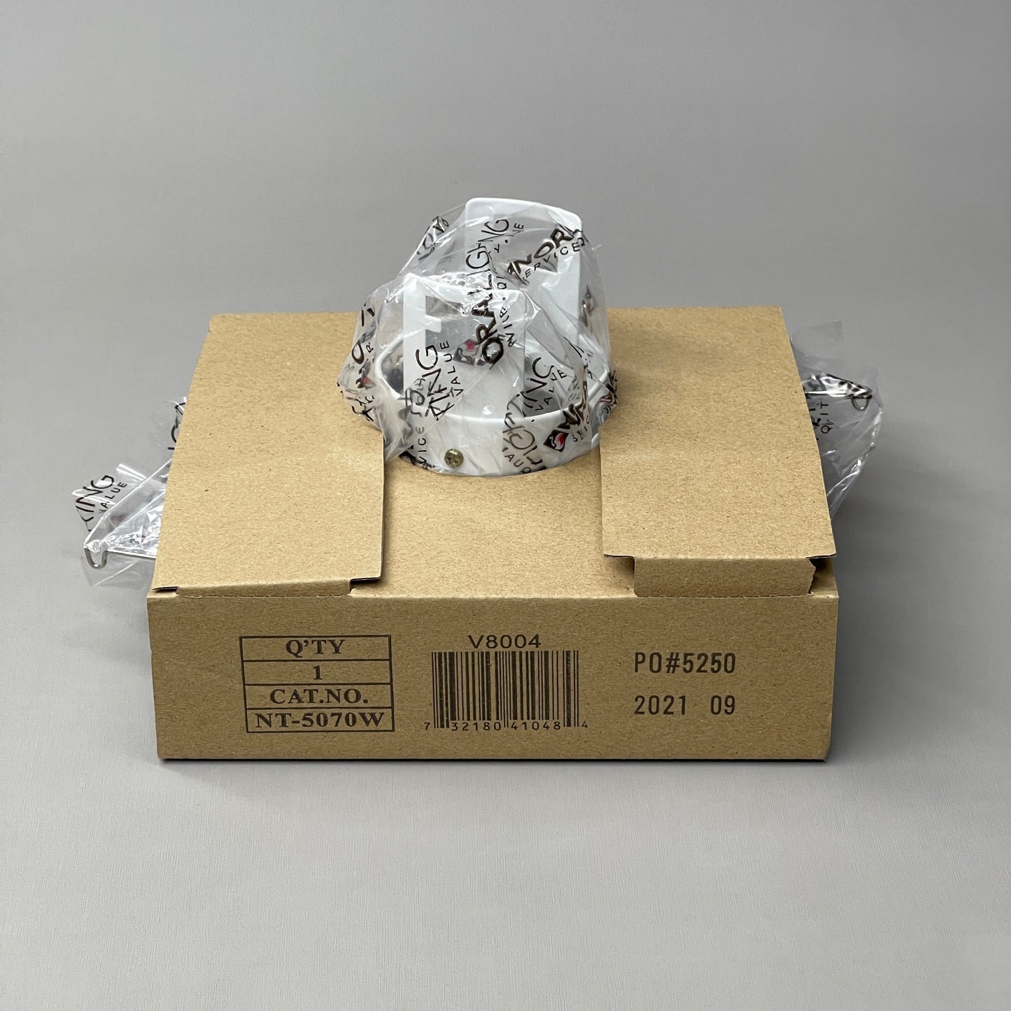 NORA LIGHTING 5" Eyeball Trim w/ Metal Trim BR/PAR30 White NT-5070 (New)