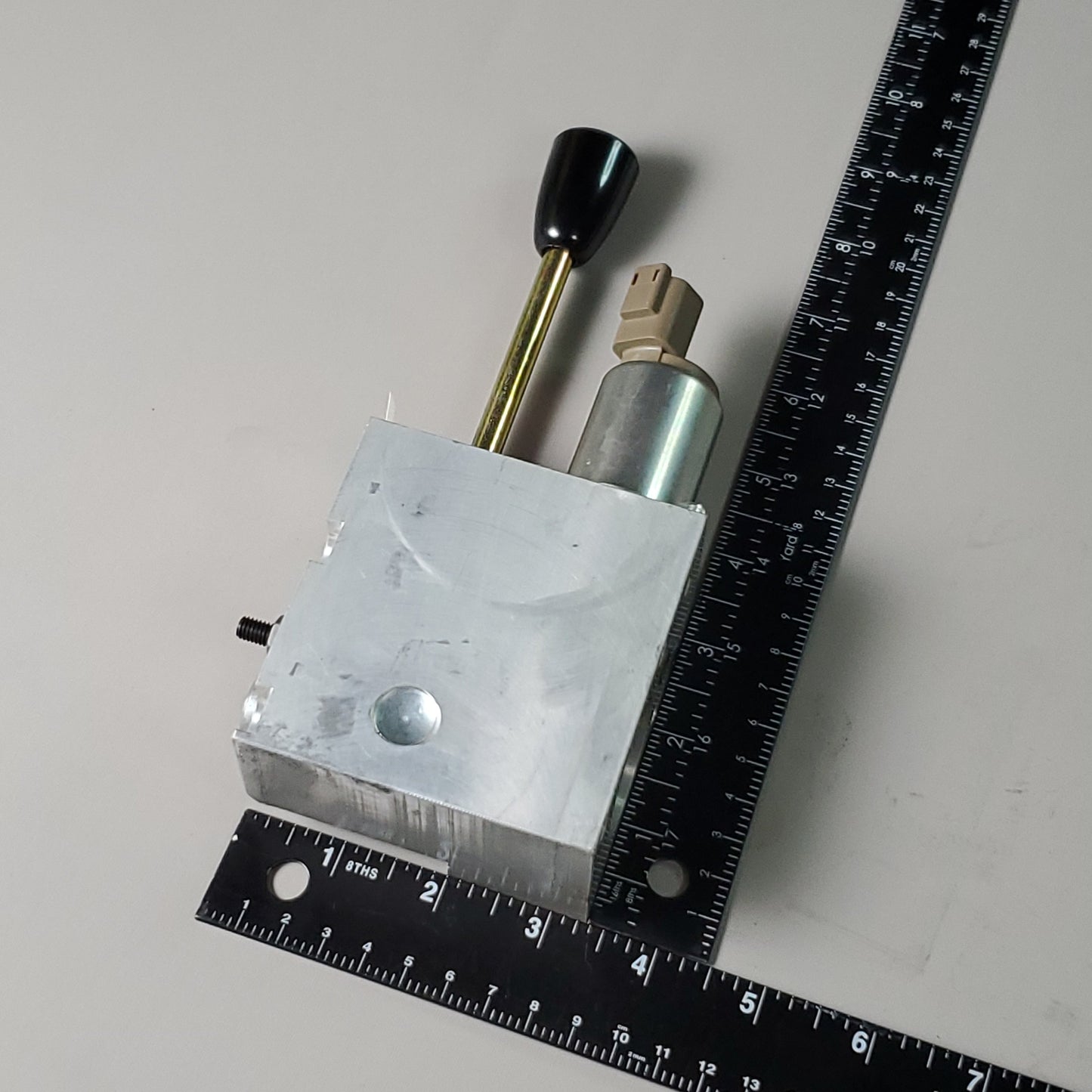 BUCHER HYDRAULICS Pilot Head Control Valve With Lever 1001335711 L183301618