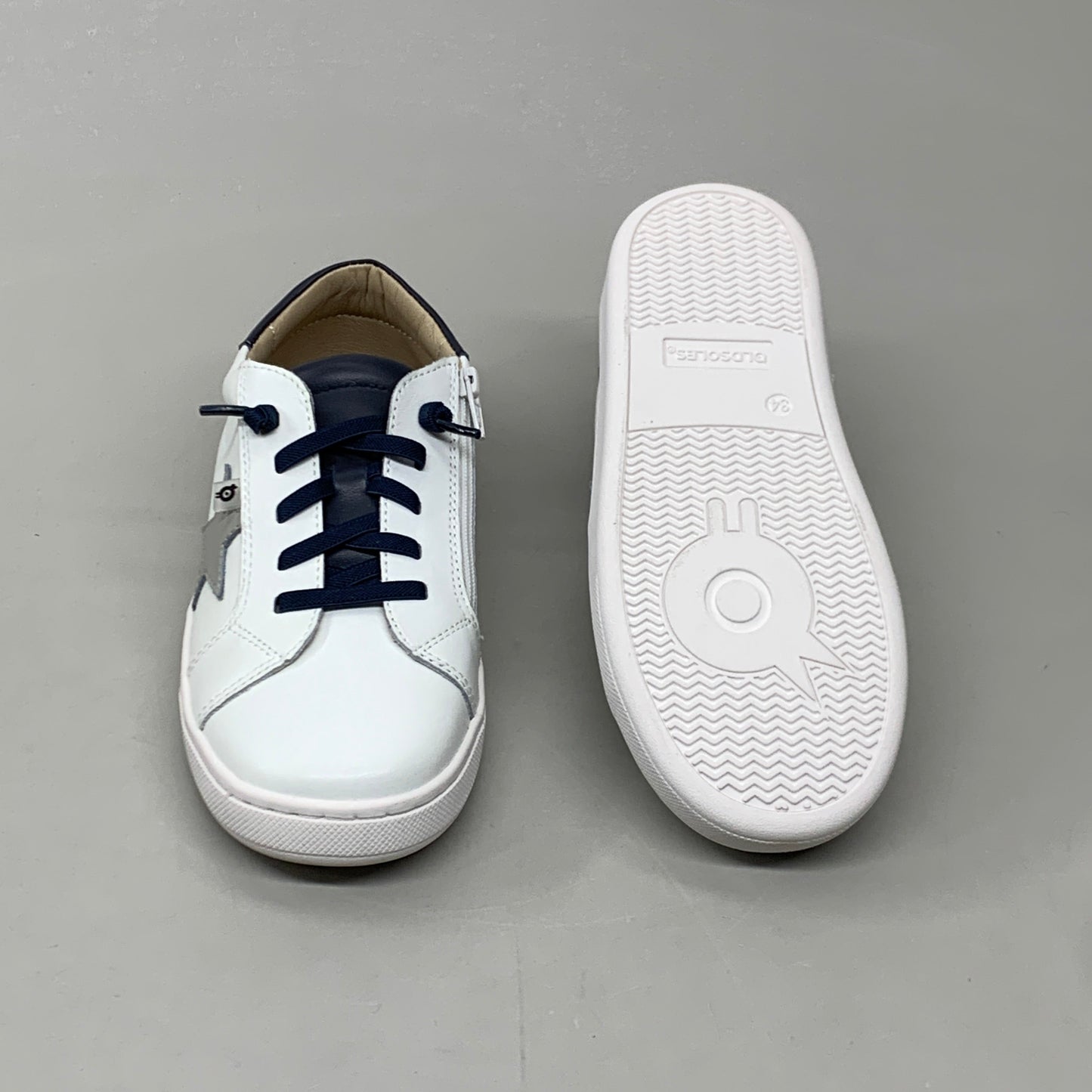 OLD SOLES Comet Runner Sneakers Kid’s Sz 1.5 EU 33 Snow/Navy/Gris #6149
