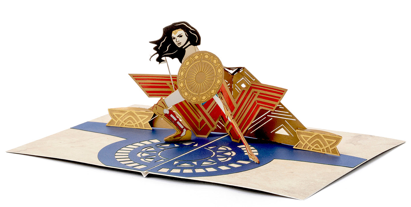 DC Comics: Wonder Woman Signature Pop-Up Card
