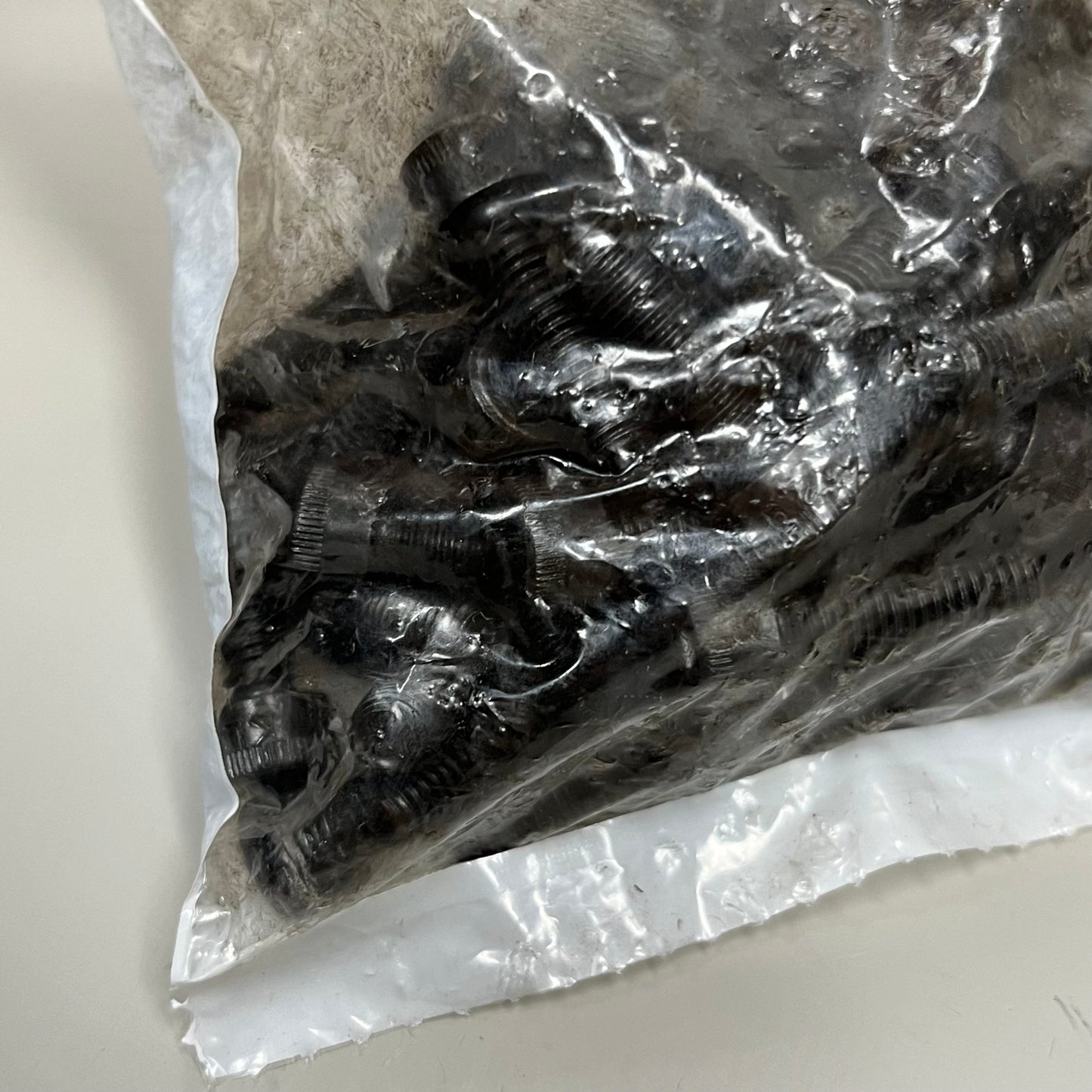 GRAINGER Socket Head Cap Screw Alloy Steel Pack of 100! 20mm Black W311474 (New)