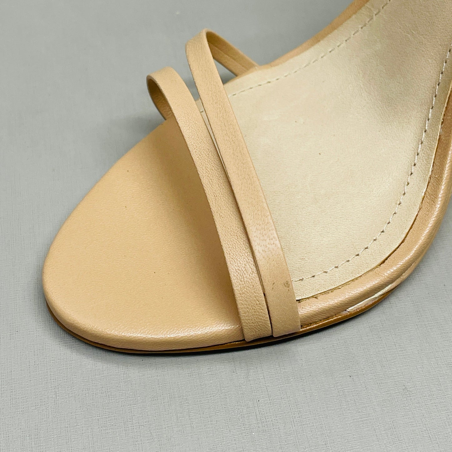 SCHUTZ Deonne Casual Deluxe Nappa Leather Sandal True Beige Sz 6 S013810172 (New)