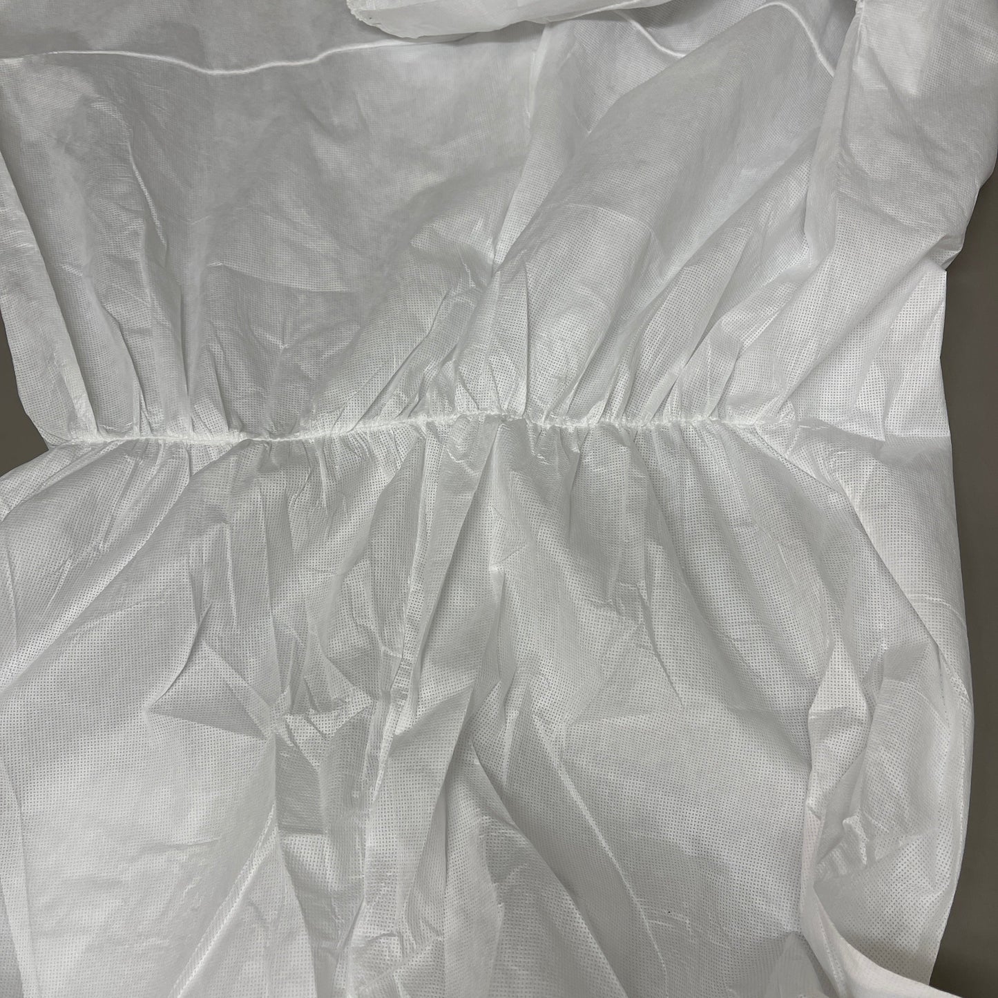 KLEENGUARD Box Of 24 A20 Coveralls Protective Clothing Zip Front Elastic XL White 49104(02) (New)