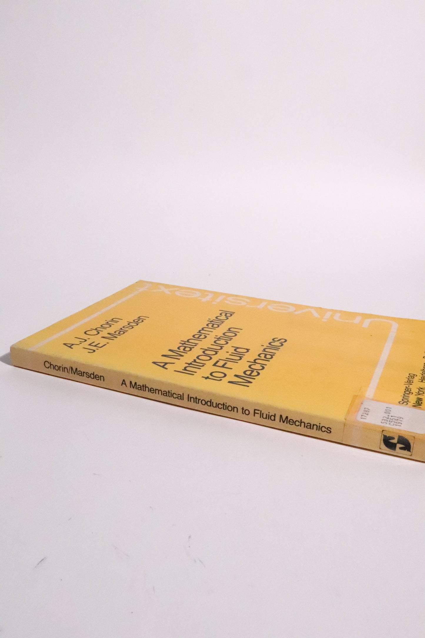 A Mathematical Introduction to Fluid Mechanics — Chorin & Marsden, First Edition, 1979