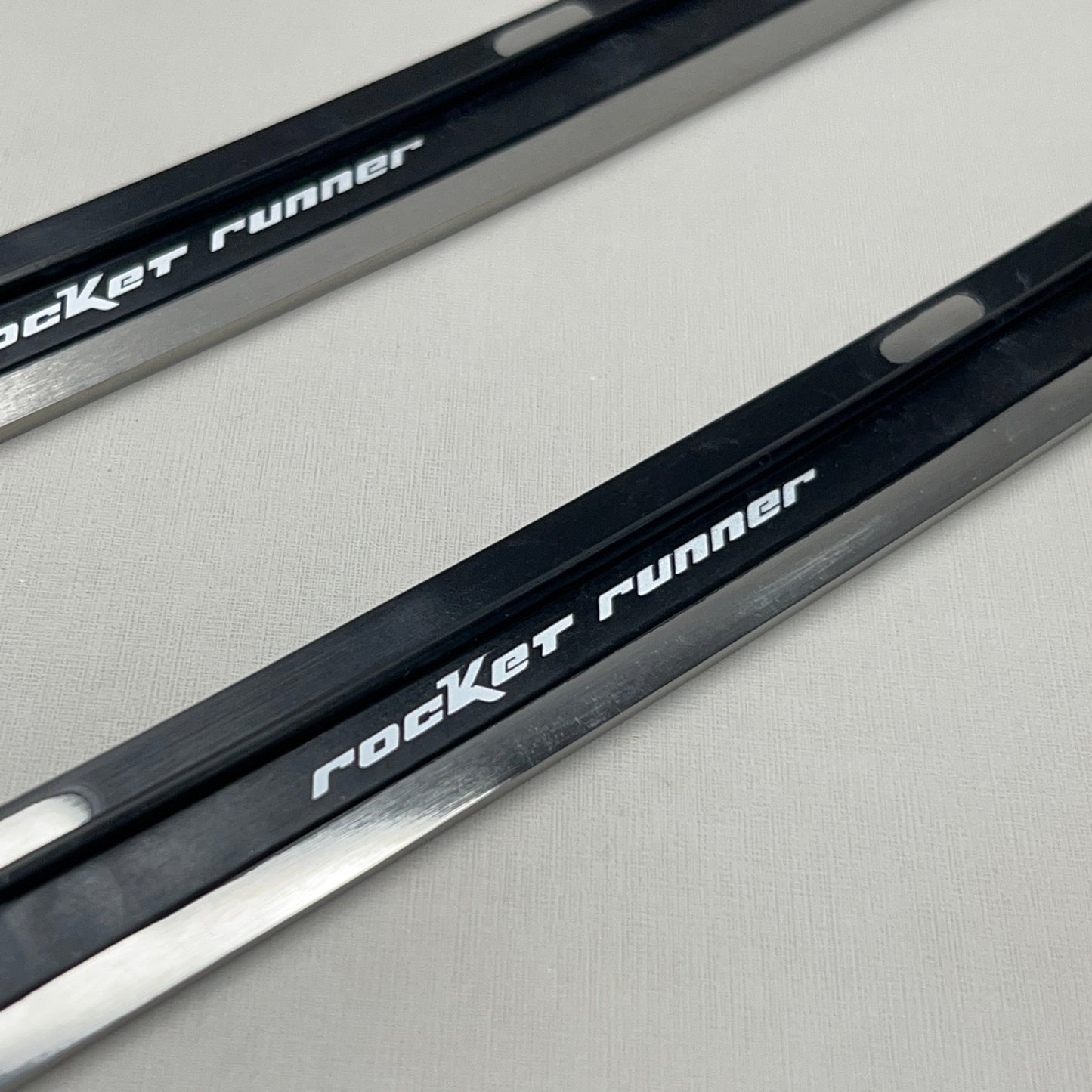 CCM RocketRunner Ice Skate 1 PAIR Stainless Steel Replacement Blades 9.5-10 287mm (New)