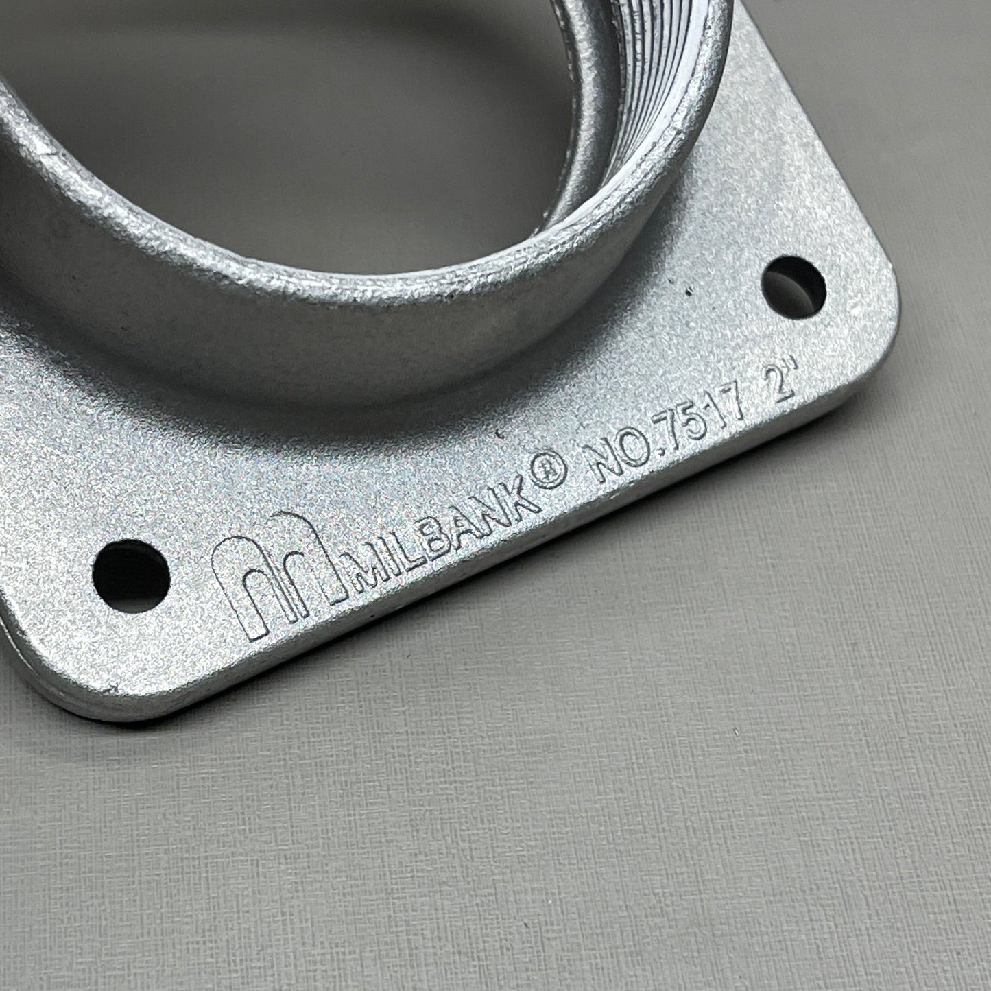 LEVITON Rainproof 2" Conduit Hub for Outdoor Panels 000-LHB02 (New)